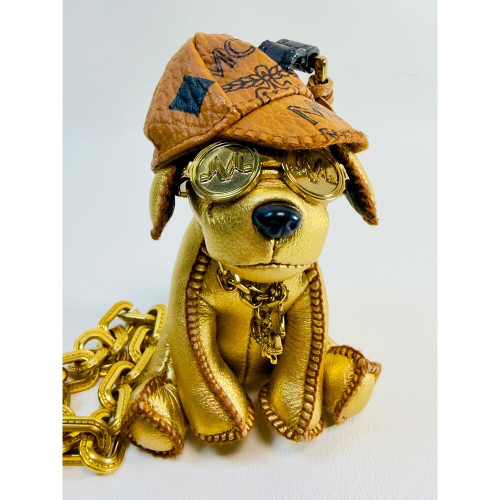 MCM Metallic Gold Dog Charm Key Ring Hiphop Visetos Hat Sunglasses Chain Rare - Picture 4 of 9